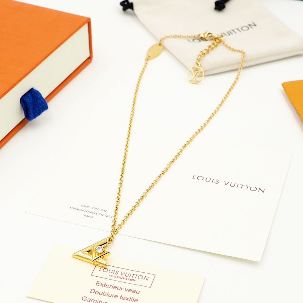 18K Louis Vuitton Volt One Necklace