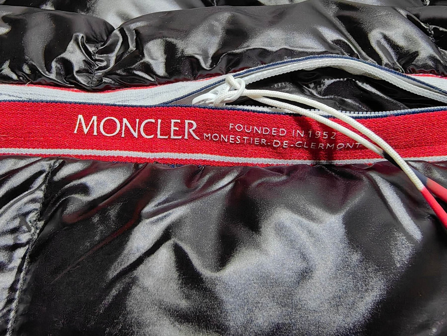 Moncler Men's Hooded Striped-Sleeve Puffer Coat — detail
