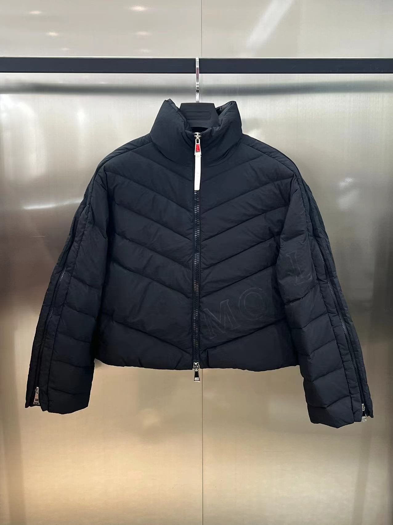 Moncler Letter Graphic Cropped Puffer Coat — front
