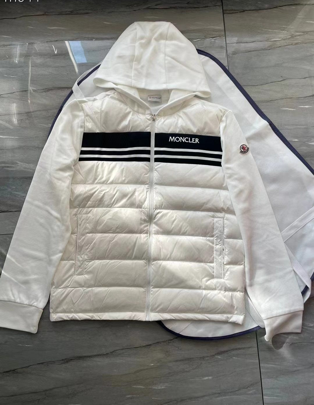 Moncler Hooded Knit-Sleeve Puffer Jacket — front