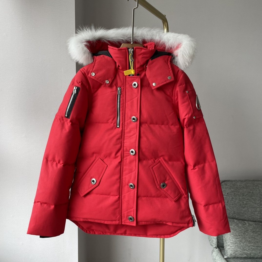 Moose Knuckles Women's Fur-Trim Hood Short Down Jacket — front