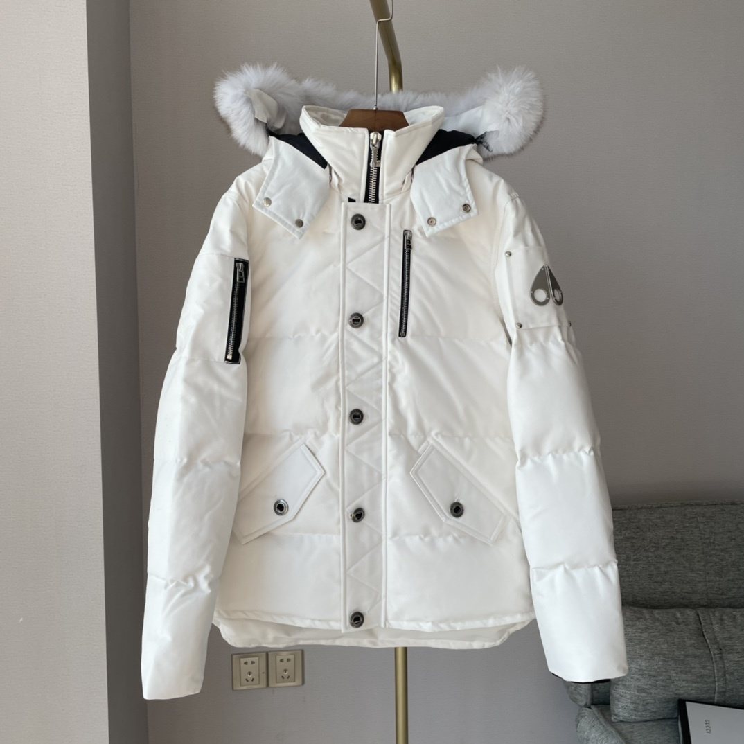 Moose Knuckles Fur-Trim Hooded Puffer Jacket — front