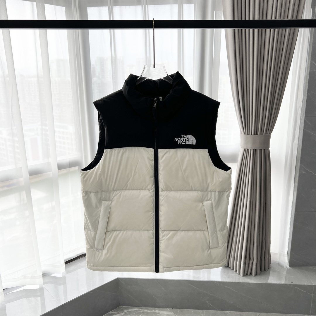 THE NORTH FACE 1996 Contrast-Yoke Down Vest — front