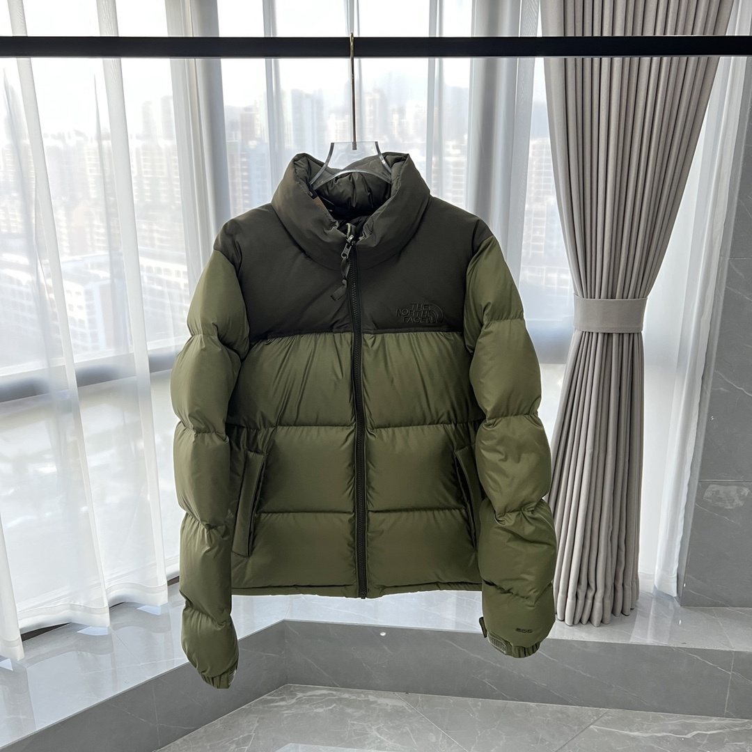 The North Face Color-Block Logo Puffer Jacket — hero