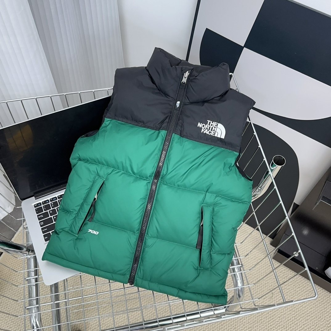 The North Face Kids' Quilted Down Vest — front