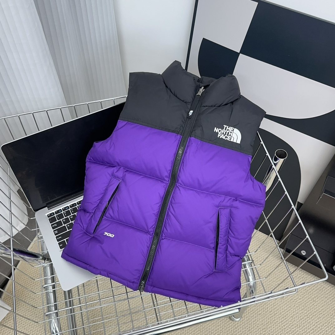 The North Face Kids' Quilted Down Vest — front