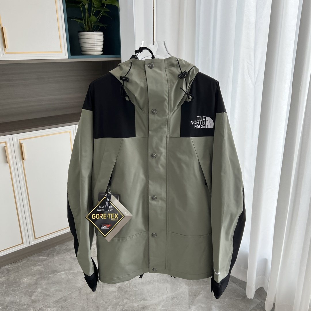 The North Face Color-Block Hooded Jacket — front