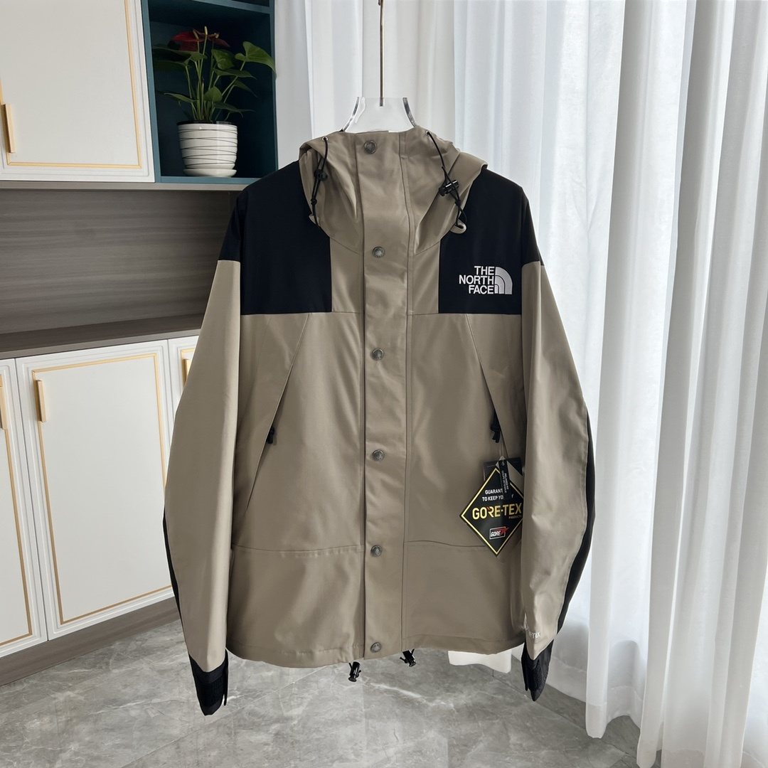 The North Face Color-Block Hooded Jacket — front