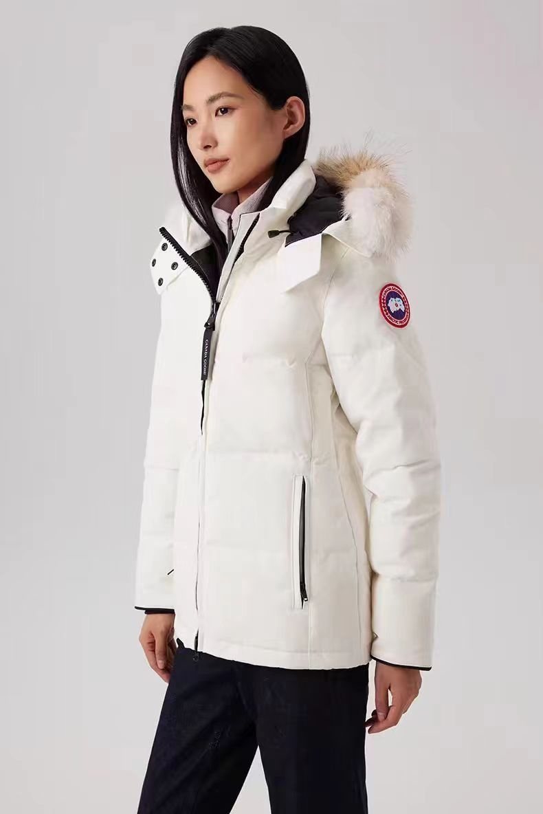 Canada Goose Women's Short Hooded Down Jacket — front