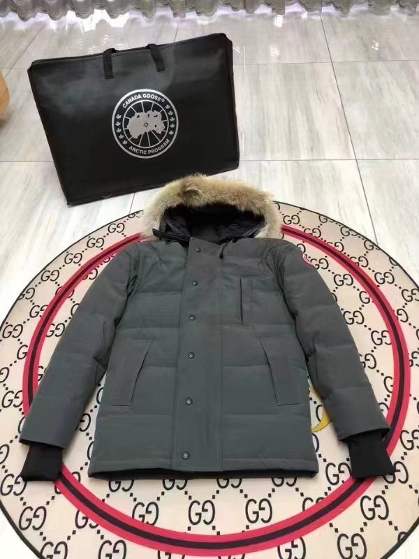 Canada Goose Men's Hooded Quilted Puffer Jacket — front