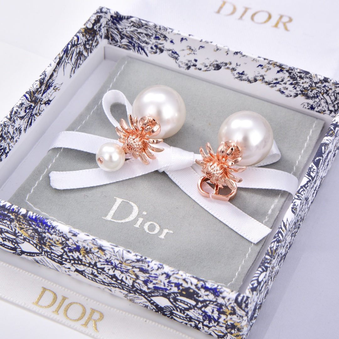 18K Dior Tribales Earrings